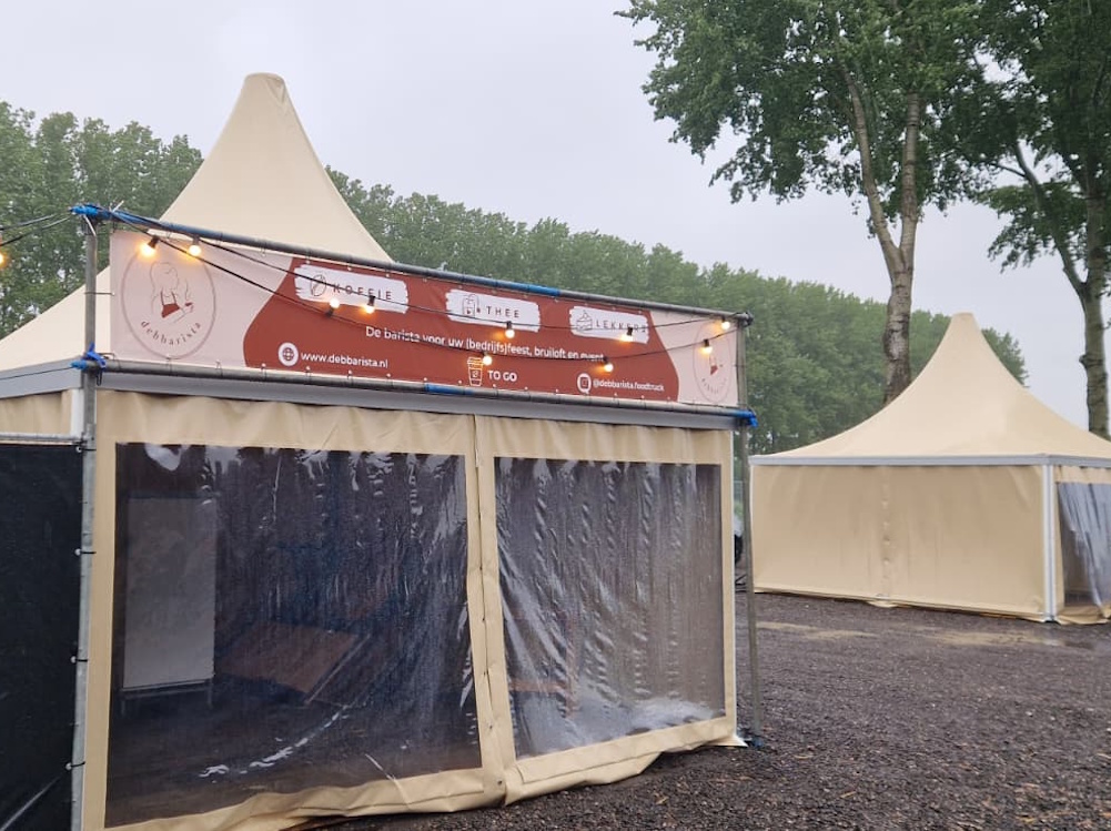 Pagodetent partytent Elburg Kloostertuin uitreiking